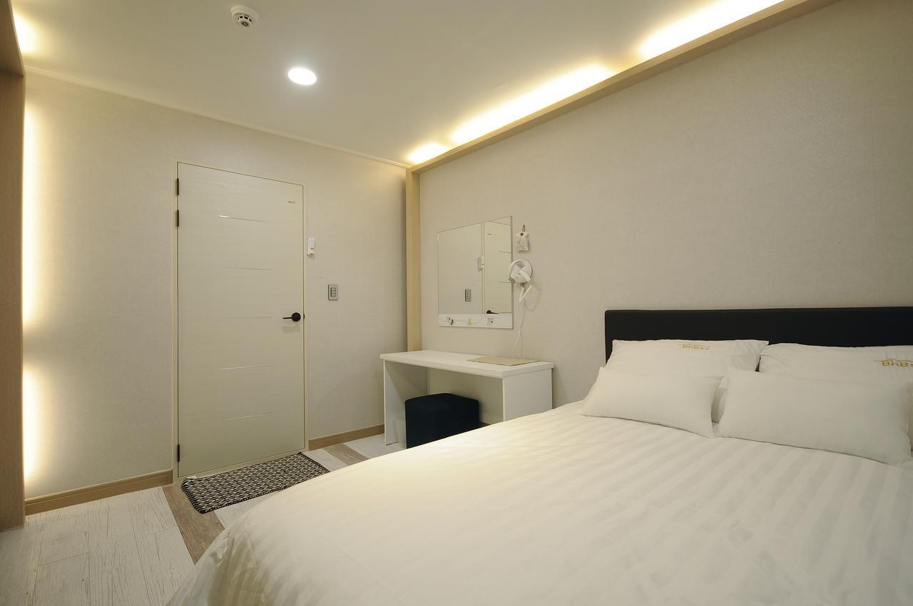 Family Hotel Bnb Busan Extérieur photo